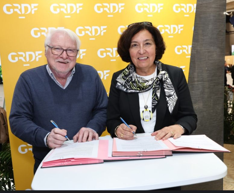 Signature convention de partenariat